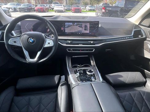 Used 2026 BMW X7 xDrive40i image 15