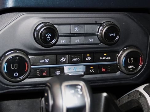 Used 2023 Ford Bronco Outer Banks AWD/4WD image 53