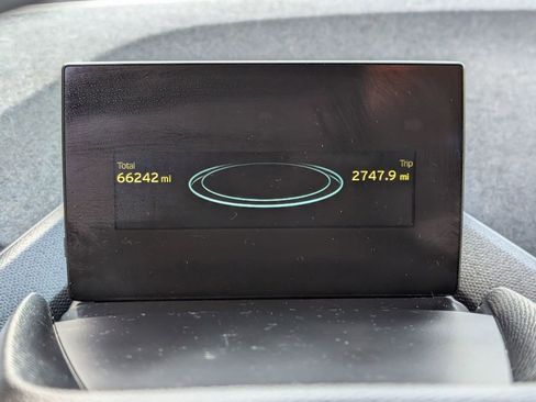 Used 2016 BMW i3 w/ Range Extender image 19