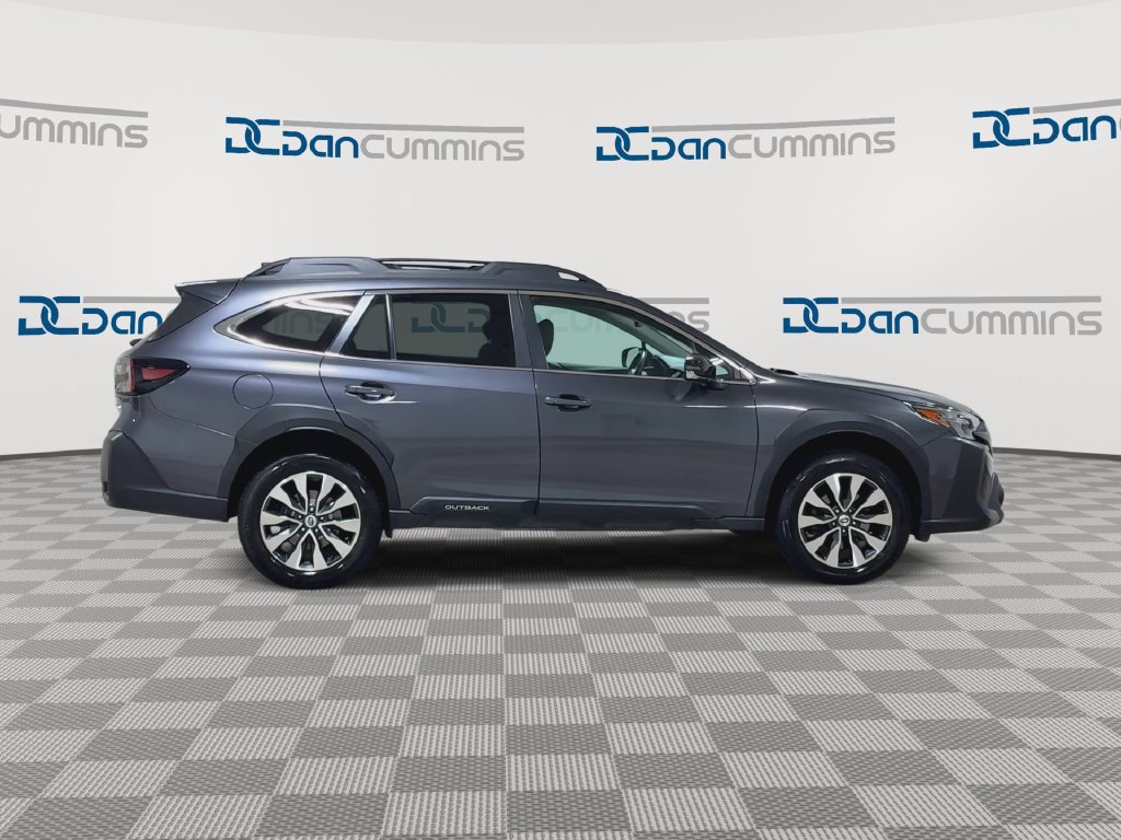 Used 2024 Subaru Outback Limited AWD/4WD image 2