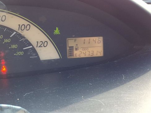 Used 2008 Toyota Yaris Sedan image 23