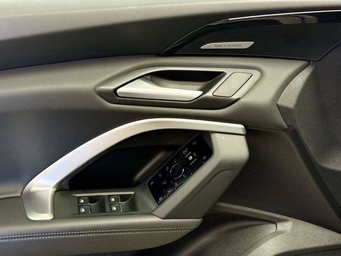 Certified 2025 Audi Q5 Premium AWD/4WD image 18