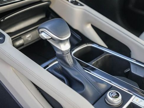 Certified 2024 Kia Telluride EX w/ EX Captain's Chair Package image 20