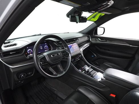 Used 2021 Jeep Grand Cherokee L Overland w/ Luxury Tech Group IV image 14