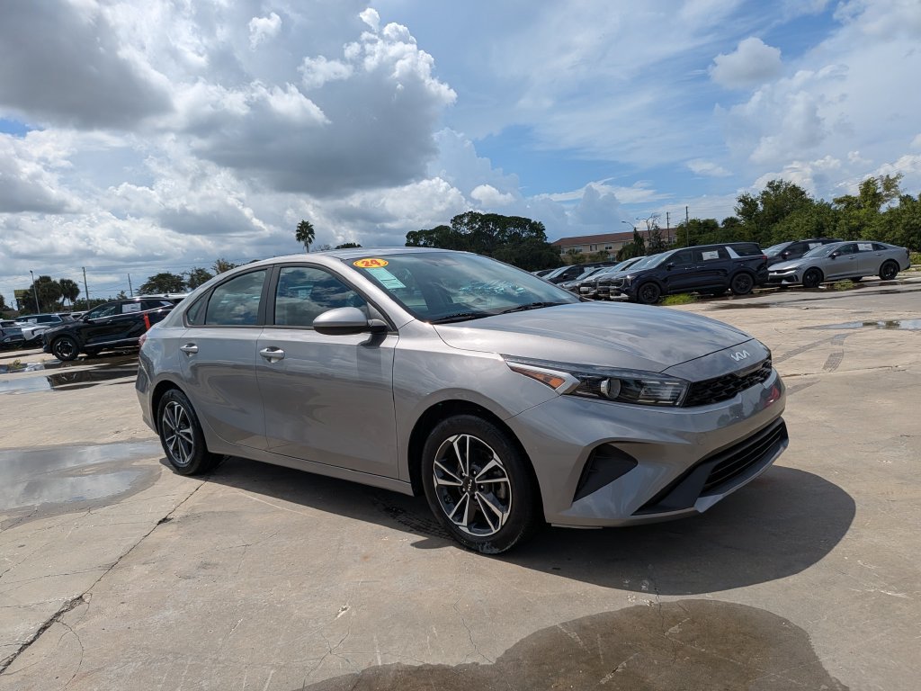 Certified 2024 Kia Forte LXS FWD image 2
