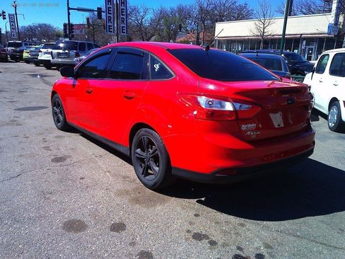 Used 2014 Ford Focus SE FWD image 6