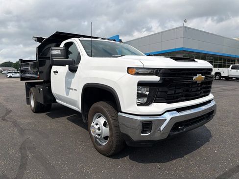 New 2026 Chevrolet Silverado 3500 W/T w/ WT Convenience Package AWD/4WD image 2