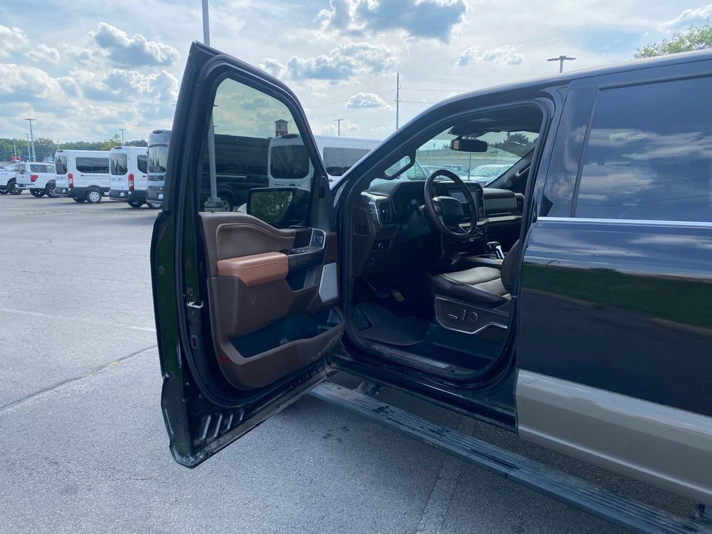 Used 2025 Ford F150 King Ranch AWD/4WD image 10