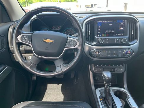 Used 2022 Chevrolet Colorado ZR2 w/ ZR2 Midnight Special Edition AWD/4WD image 12