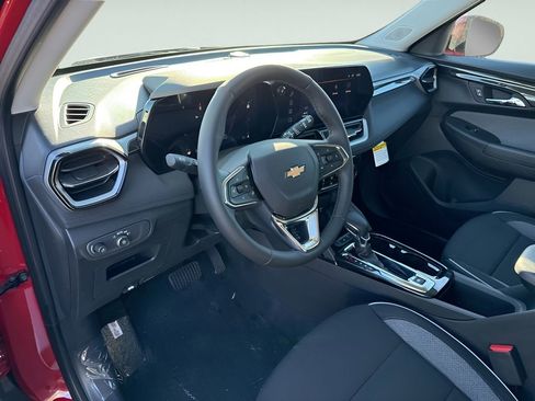 New 2026 Chevrolet TrailBlazer LT w/ Convenience Package AWD/4WD image 30