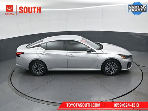 Used 2025 Nissan Altima 2.5 SV image 44