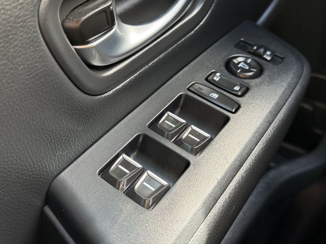 Used 2023 Honda Pilot EX-L image 30