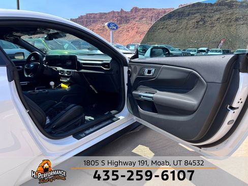 New 2025 Ford Mustang GT Premium w/ GT Performance Package RWD image 29