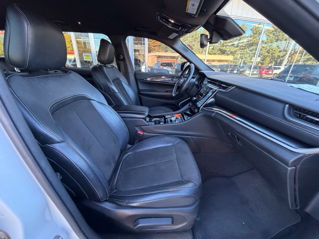 Used 2021 Jeep Grand Cherokee L Laredo AWD/4WD image 11