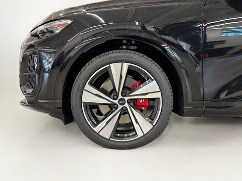 New 2026 Audi SQ5 Premium Plus AWD/4WD image 24