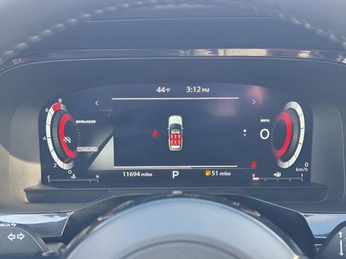 Used 2024 Nissan Pathfinder Platinum w/ Cargo Package image 26