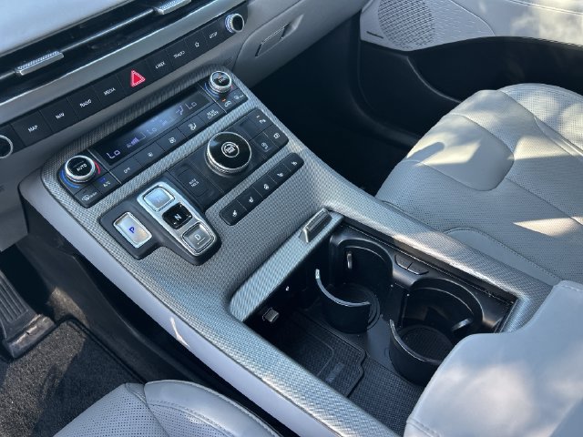 Used 2024 Hyundai Palisade SEL w/ Premium Package FWD image 28