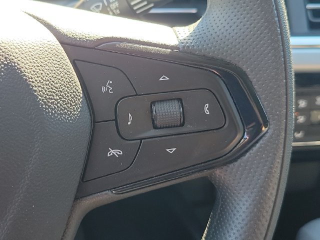 Used 2026 Chevrolet Trax LT FWD image 25
