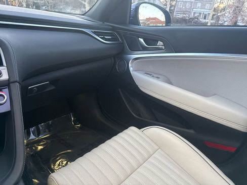 Used 2025 Genesis G70 2.5T w/ Sport Prestige Package image 23
