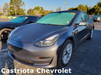 Used 2022 Tesla Model 3 Long Range video 1