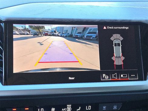 Used 2023 Audi Q4 e-tron Premium Plus w/ Premium Plus image 30