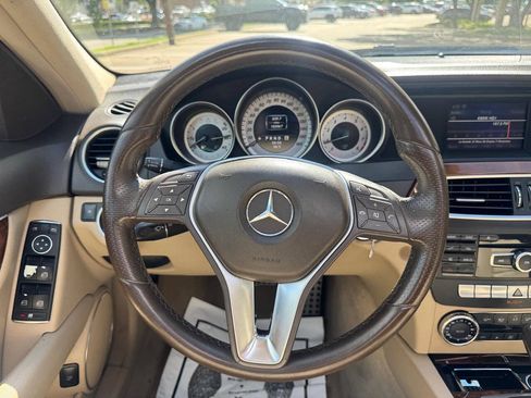 Used 2012 Mercedes-Benz C 250 Sedan image 18