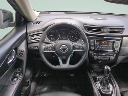 Used 2020 Nissan Rogue SL FWD image 12