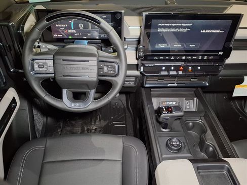Used 2026 GMC Hummer EV SUV image 11