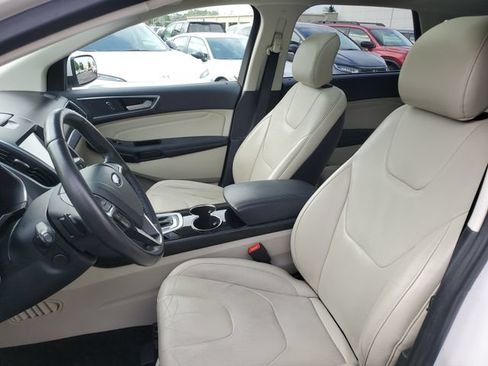 Used 2016 Ford Edge Titanium w/ Equipment Group 302A AWD/4WD image 19