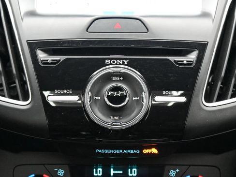 Used 2018 Ford Focus RS AWD/4WD image 37