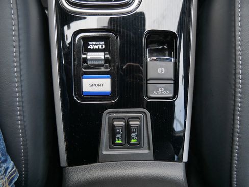 Used 2022 Mitsubishi Outlander SEL image 18