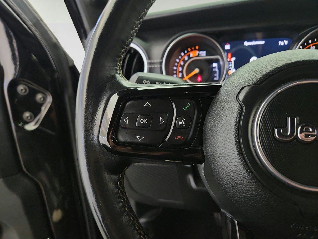 Used 2018 Jeep Wrangler Unlimited Sahara AWD/4WD image 20
