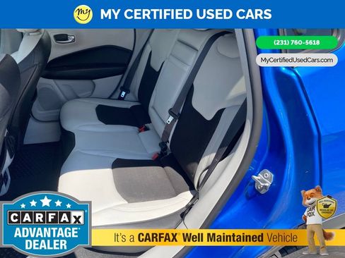 Used 2017 Jeep Compass Latitude w/ Popular Equipment Group AWD/4WD image 16