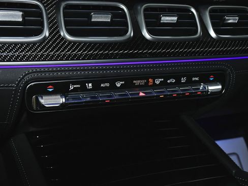 Used 2024 Mercedes-Benz GLE 63 AMG S image 38