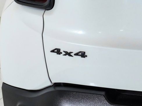 Used 2023 Jeep Renegade Trailhawk image 48