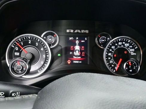 Used 2021 RAM 1500 Big Horn image 18