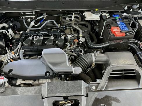 Used 2025 Honda CR-V LX image 28