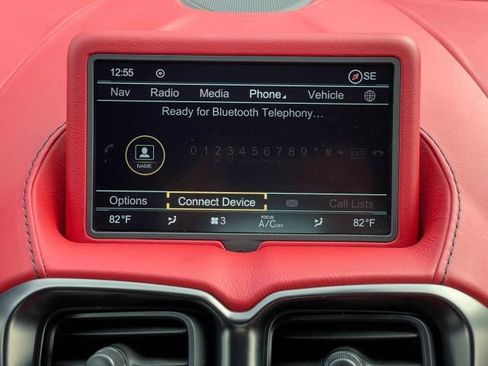 Used 2021 Aston Martin V8 Vantage Roadster image 27