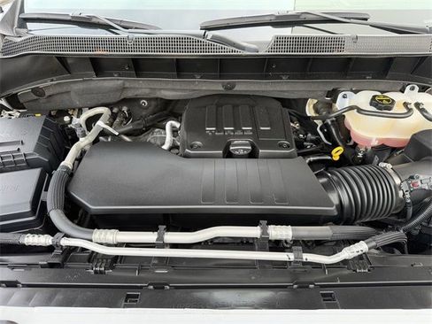 Used 2024 Chevrolet Silverado 1500 Custom image 32