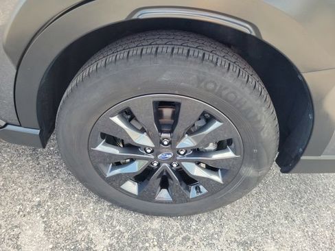 Certified 2024 Subaru Outback Onyx Edition AWD/4WD image 8
