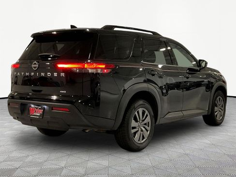 Used 2025 Nissan Pathfinder SV AWD/4WD image 6