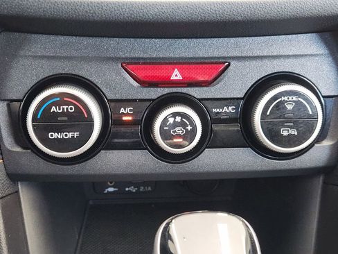 Used 2023 Subaru Crosstrek 2.5i Limited AWD/4WD image 20