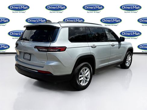 Used 2024 Jeep Grand Cherokee L Laredo image 8