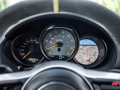Used 2016 Porsche Cayman GT4 RWD image 10