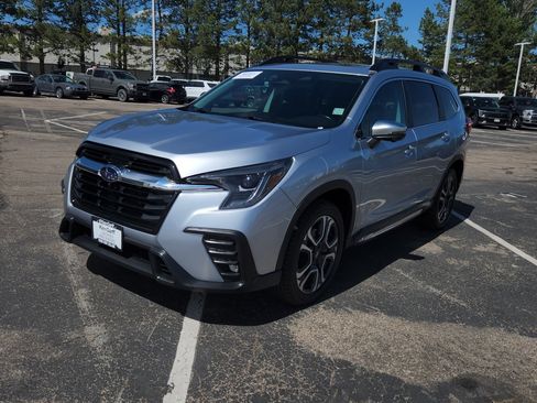 Used 2023 Subaru Ascent Limited w/ Technology Package AWD/4WD image 2