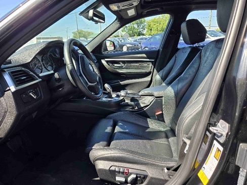 Used 2018 BMW 328d Sedan w/ Convenience Package image 9