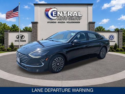 Certified 2023 Hyundai Sonata SEL FWD image 3