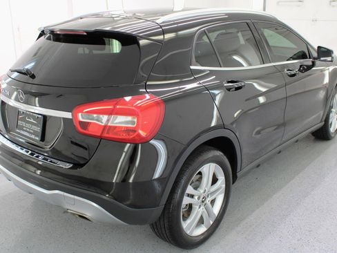 Used 2019 Mercedes-Benz GLA 250 image 9