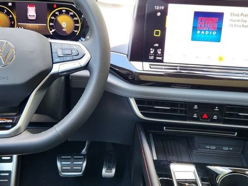 New 2026 Volkswagen Atlas Peak Edition AWD/4WD image 27