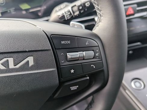 New 2026 Kia Sportage S image 18